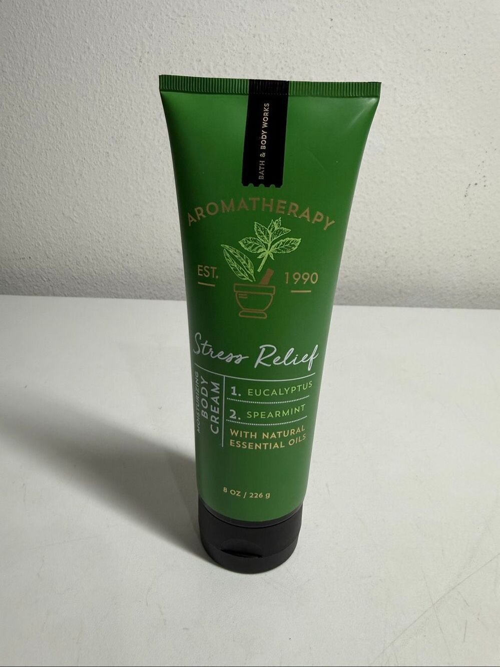 Bath & Body Works Aromatherapy Stress Relief Body Cream Eucalyptus Spearmint8 Oz